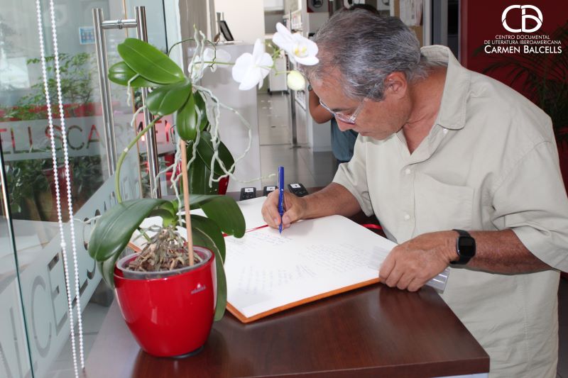 Gerardo Gutiérrez Cham leyó parte de su obra