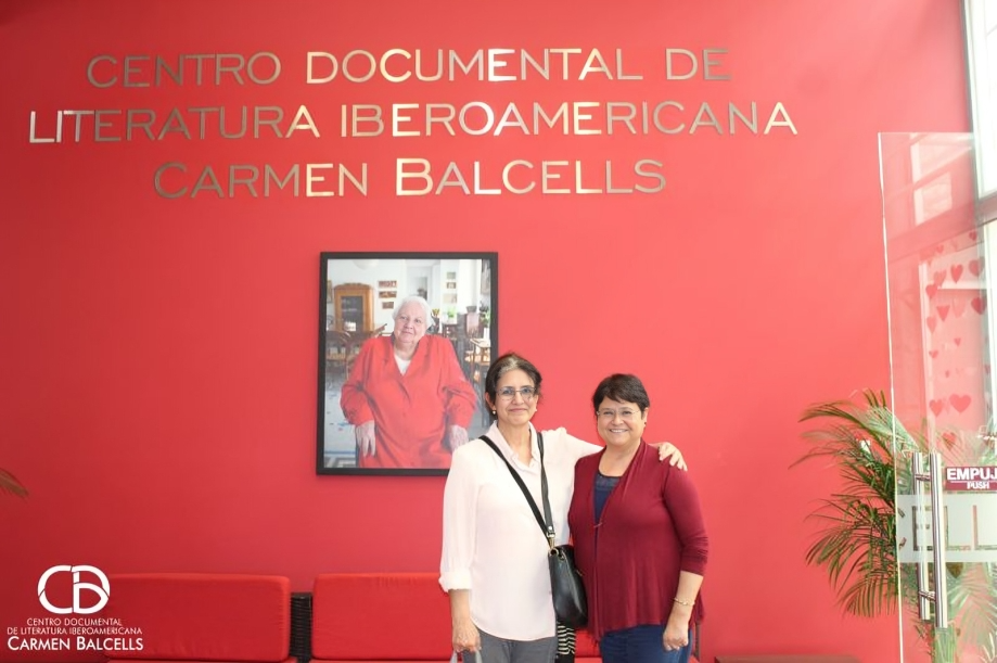 Fotografía de Laura Solórzano con la doctora Blanca Estela Ruiz