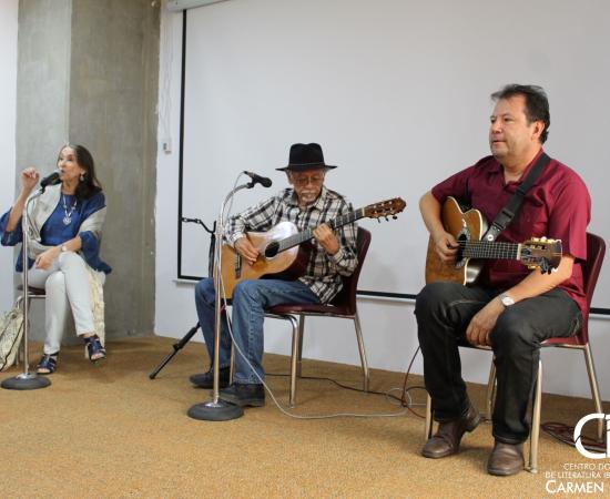 Conferencia de Yolanda Zamora, Pancho Madrigal y Alfredo Saras